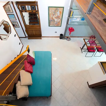 Duplex Con Vista Vesuvio 波蒂奇